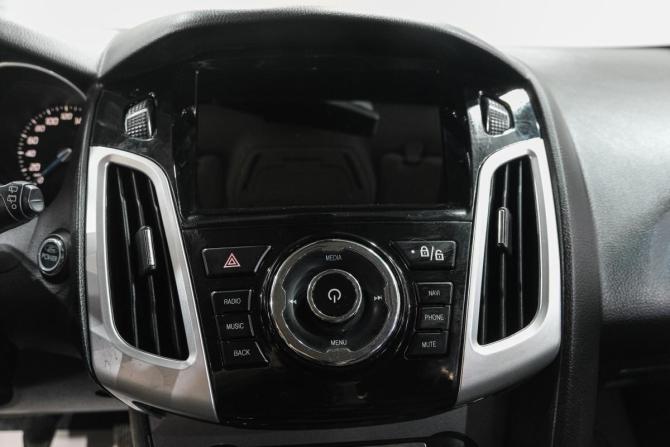 Ford Focus III с пробегом 2012 года, цена 709 000 рублей, 310000 км, хэтчбек, Автокод Объявления