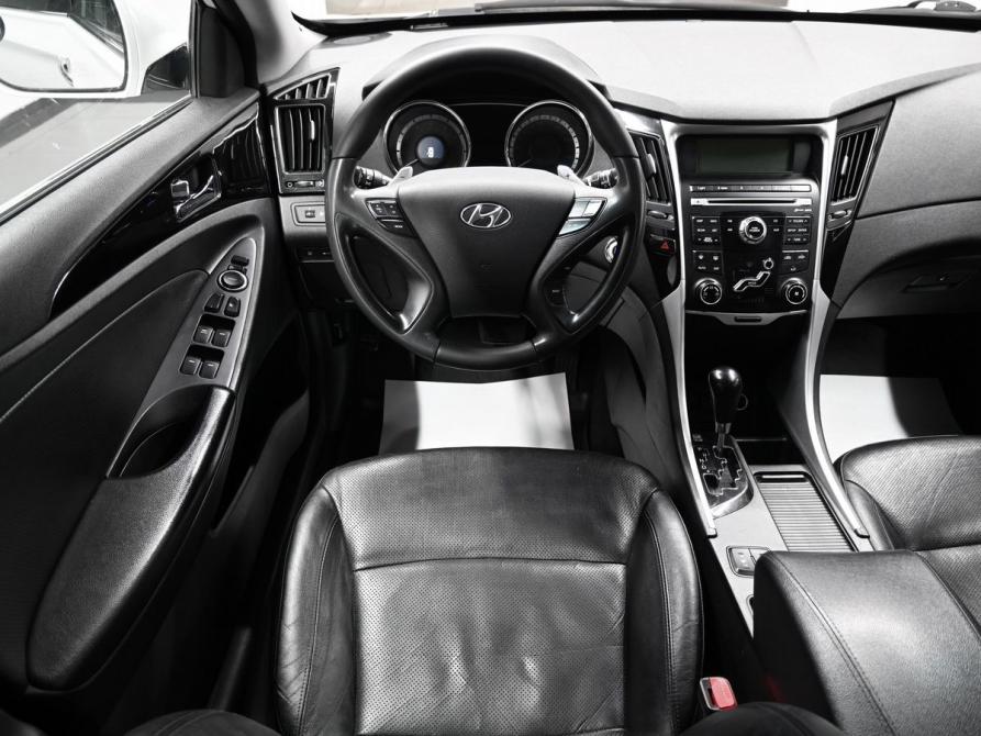 Hyundai Sonata VI (YF) Тверь  - изображение 11