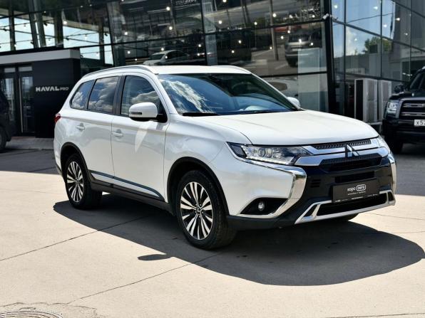 Mitsubishi Outlander III Рестайлинг 3 с пробегом 2019 года, цена 2 039 000 рублей, 162693 км, внедорожник, Автокод Объявления