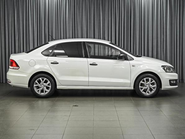 Volkswagen Polo V Рестайлинг с пробегом 2016 года, цена 680 000 рублей, 486601 км, седан, Автокод Объявления