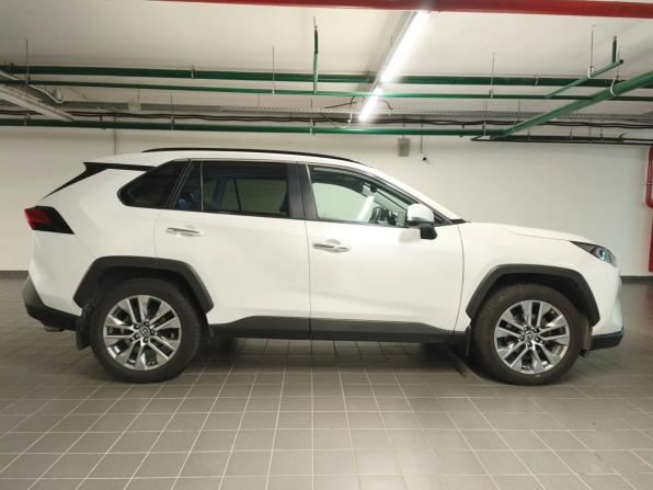 Toyota RAV4 V (XA50) с пробегом 2021 года, цена 2 520 000 рублей, 180001 км, внедорожник, Автокод Объявления