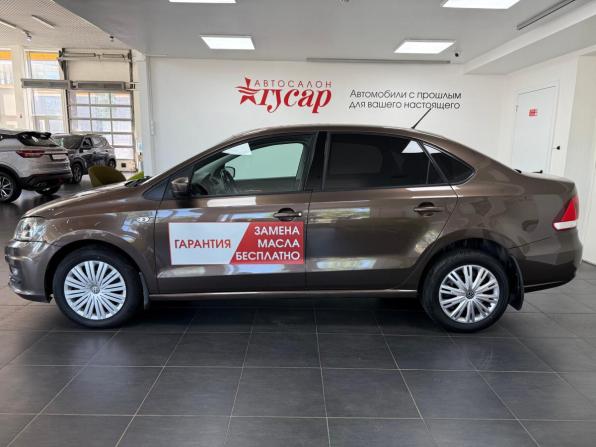 Volkswagen Polo V Рестайлинг с пробегом 2016 года, цена 1 048 000 рублей, 103369 км, седан, Автокод Объявления