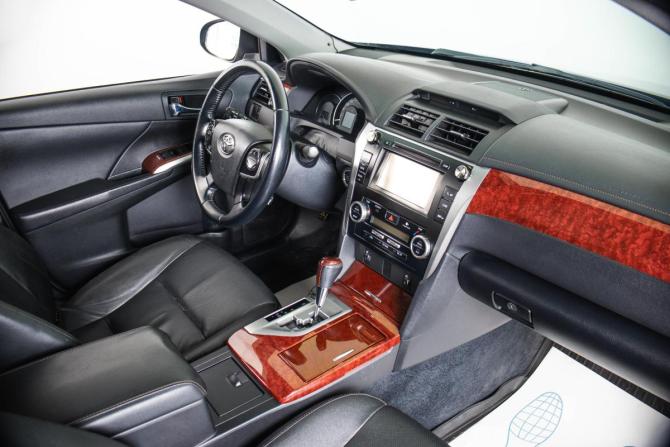 Toyota Camry VII (XV50) с пробегом 2013 года, цена 1 819 000 рублей, 203569 км, седан, Автокод Объявления