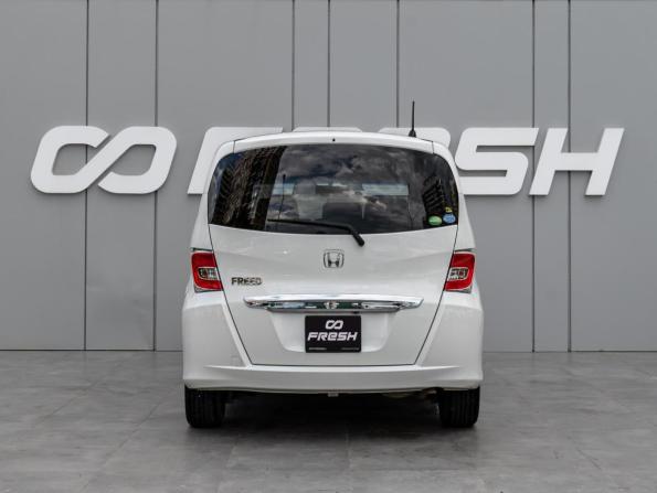 Honda Freed I Рестайлинг 2 с пробегом 2015 года, цена 1 230 000 рублей, 179009 км, компактвэн, Автокод Объявления