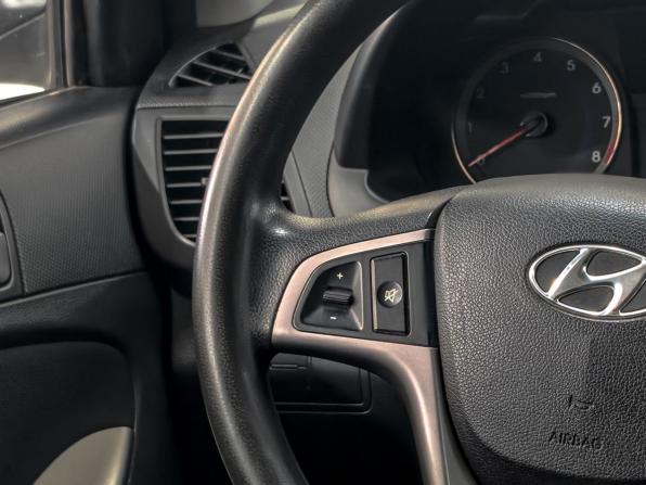 Hyundai Solaris I Рестайлинг с пробегом 2014 года, цена 1 249 000 рублей, 93000 км, седан, Автокод Объявления