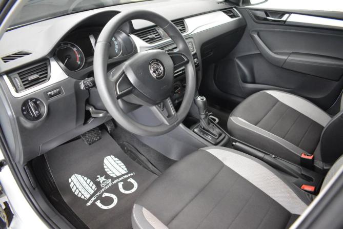 Skoda Rapid I Рестайлинг с пробегом 2019 года, цена 1 399 000 рублей, 46000 км, лифтбек, Автокод Объявления