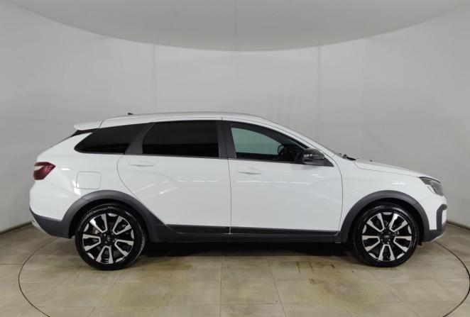 Lada (ВАЗ) Vesta I Рестайлинг (NG) с пробегом 2024 года, цена 1 605 000 рублей, 36169 км, универсал, Автокод Объявления