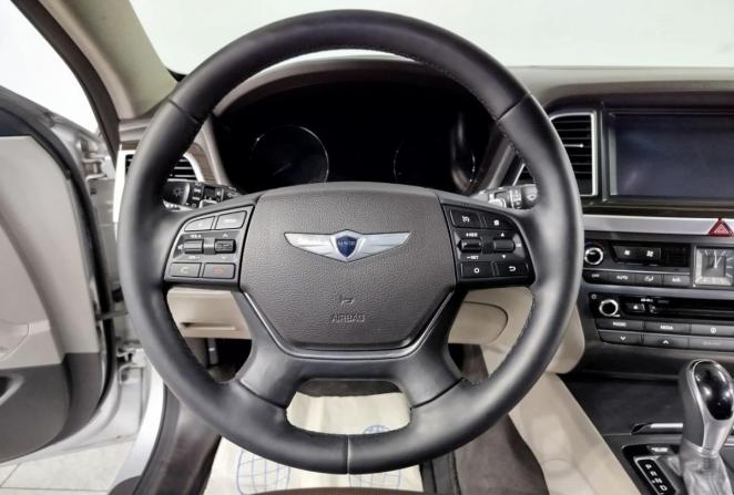 Hyundai Genesis II с пробегом 2015 года, цена 1 785 000 рублей, 183935 км, седан, Автокод Объявления