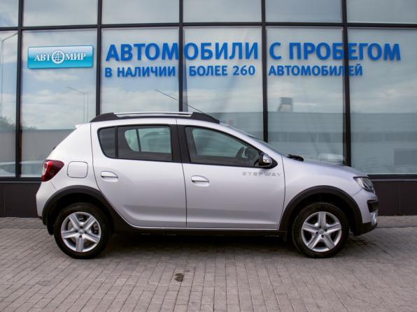 Renault Sandero II с пробегом 2017 года, цена 1 099 000 рублей, 44421 км, хэтчбек, Автокод Объявления