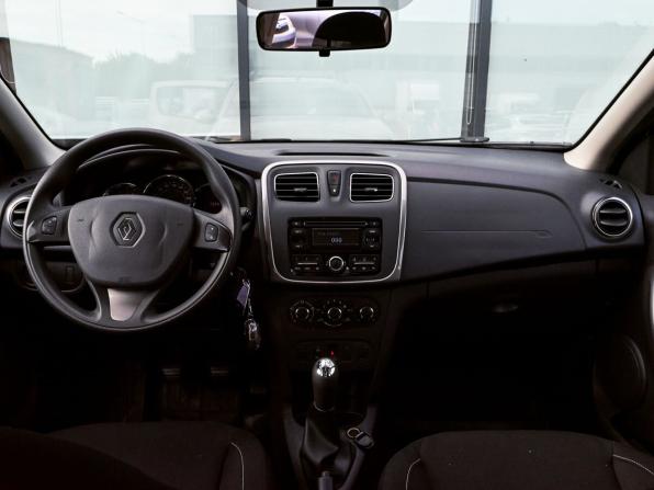 Renault Sandero II с пробегом 2017 года, цена 1 109 000 рублей, 37983 км, хэтчбек, Автокод Объявления