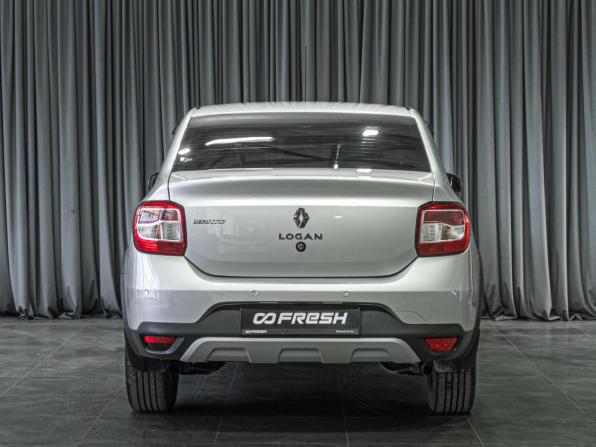 Renault Logan II Рестайлинг с пробегом 2019 года, цена 949 000 рублей, 78400 км, седан, Автокод Объявления