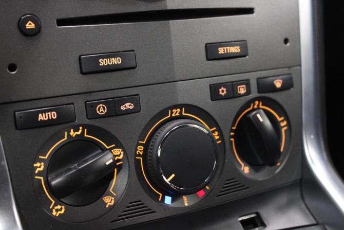 Opel Antara I Рестайлинг с пробегом 2012 года, цена 1 149 000 рублей, 148381 км, внедорожник, Автокод Объявления