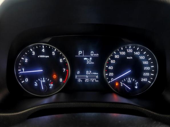 Hyundai Elantra VI (AD) с пробегом 2018 года, цена 1 345 000 рублей, 201723 км, седан, Автокод Объявления