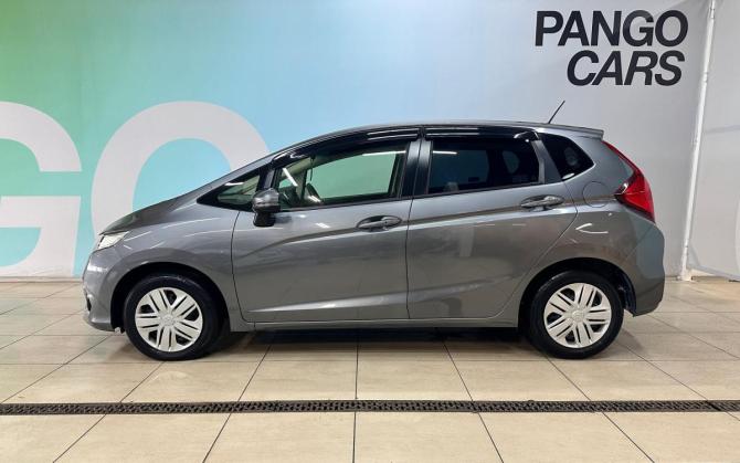 Honda Fit III Рестайлинг с пробегом 2019 года, цена 1 065 000 рублей, 137750 км, хэтчбек, Автокод Объявления