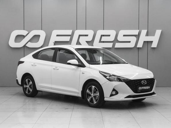 Hyundai Solaris II Рестайлинг с пробегом 2021 года, цена 1 670 000 рублей, 55878 км, седан, Автокод Объявления