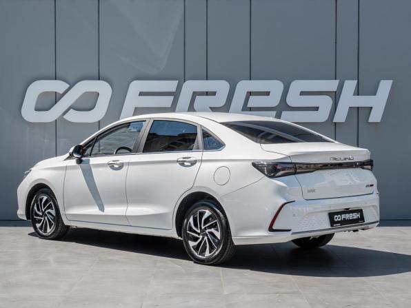 BAIC U5 Plus с пробегом 2023 года, цена 1 290 000 рублей, 45876 км, седан, Автокод Объявления