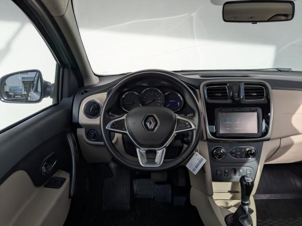 Renault Logan II с пробегом 2018 года, цена 899 000 рублей, 96981 км, седан, Автокод Объявления