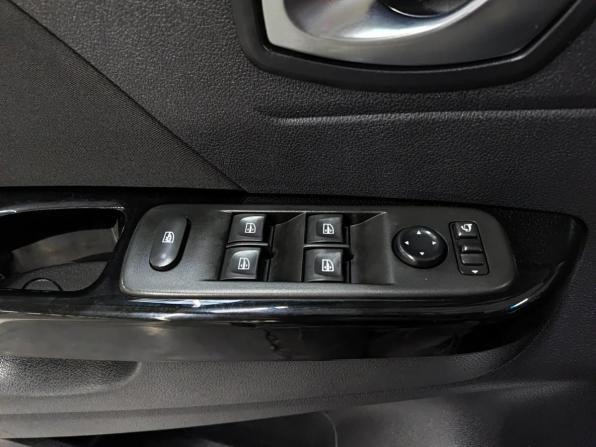 Renault Kaptur I Рестайлинг с пробегом 2021 года, цена 1 450 000 рублей, 52817 км, внедорожник, Автокод Объявления