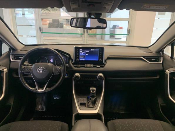 Toyota RAV4 V (XA50) с пробегом 2021 года, цена 3 310 000 рублей, 92427 км, внедорожник, Автокод Объявления