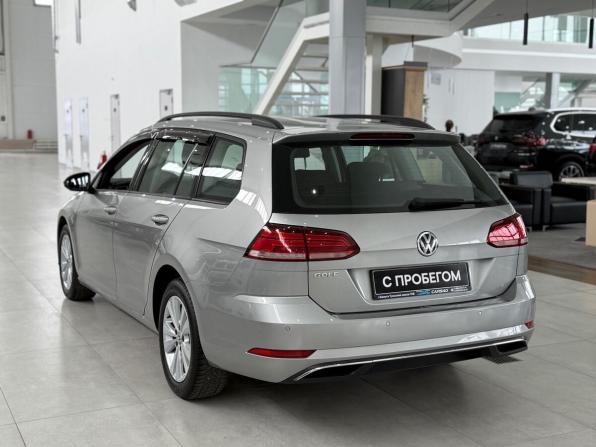 Volkswagen Golf VII Рестайлинг с пробегом 2019 года, цена 1 495 000 рублей, 137396 км, универсал, Автокод Объявления