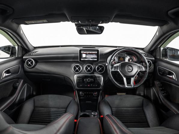 Mercedes-Benz A-Класс III (W176) с пробегом 2014 года, цена 1 390 000 рублей, 69500 км, хэтчбек, Автокод Объявления