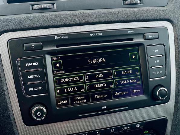 Skoda Octavia II (A5) Рестайлинг с пробегом 2012 года, цена 670 000 рублей, 297700 км, лифтбек, Автокод Объявления