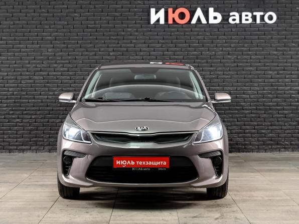 Kia Rio IV с пробегом 2018 года, цена 1 350 000 рублей, 98827 км, седан, Автокод Объявления
