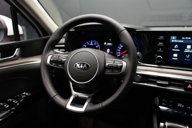 Kia K5 III с пробегом 2020 года, цена 2 255 000 рублей, 122000 км, седан, Автокод Объявления