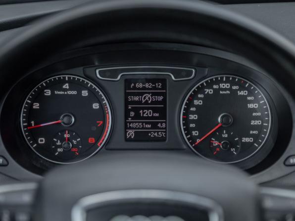 Audi Q3 I (8U) Рестайлинг с пробегом 2014 года, цена 1 840 000 рублей, 148000 км, внедорожник, Автокод Объявления