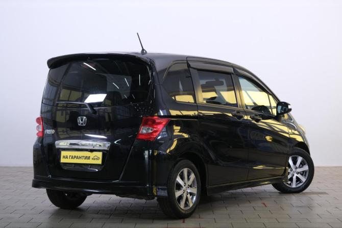 Honda Freed I с пробегом 2010 года, цена 1 159 000 рублей, 174000 км, компактвэн, Автокод Объявления