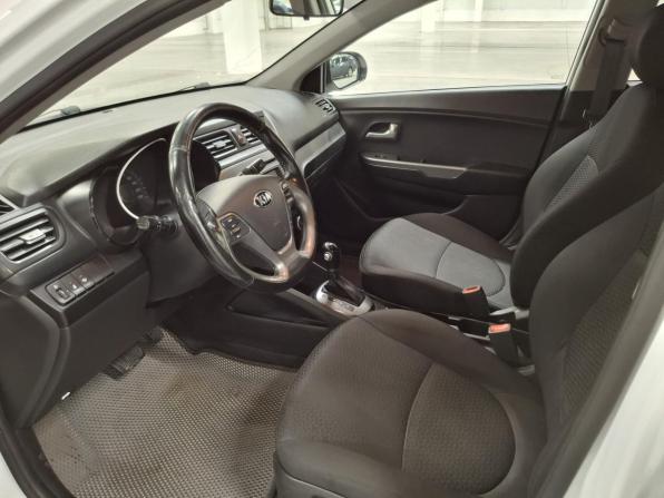 Kia Rio III Рестайлинг с пробегом 2016 года, цена 799 000 рублей, 229691 км, седан, Автокод Объявления