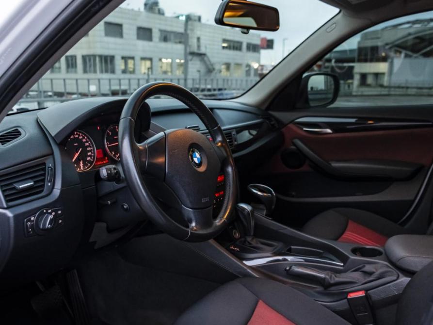 BMW X1 I (E84) Москва  - изображение 9