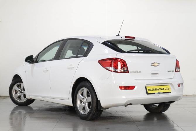 Chevrolet Cruze I Рестайлинг с пробегом 2012 года, цена 799 000 рублей, 135800 км, хэтчбек, Автокод Объявления