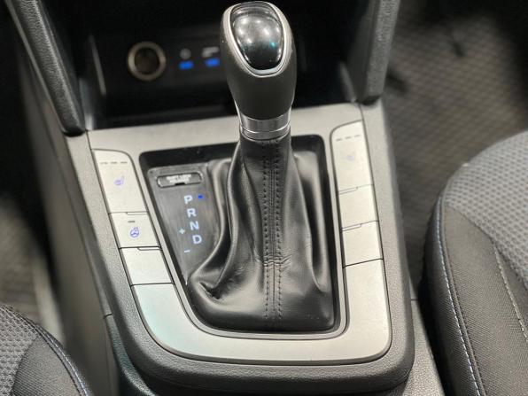 Hyundai Elantra VI (AD) с пробегом 2018 года, цена 1 400 000 рублей, 147000 км, седан, Автокод Объявления