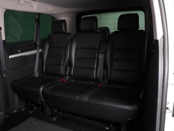 Peugeot Traveller I с пробегом 2019 года, цена 2 974 000 рублей, 224193 км, минивэн, Автокод Объявления