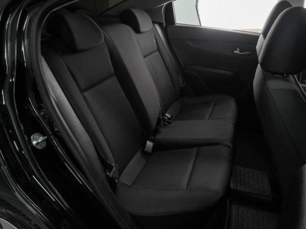 Kia Rio IV Рестайлинг с пробегом 2021 года, цена 1 534 000 рублей, 60866 км, седан, Автокод Объявления