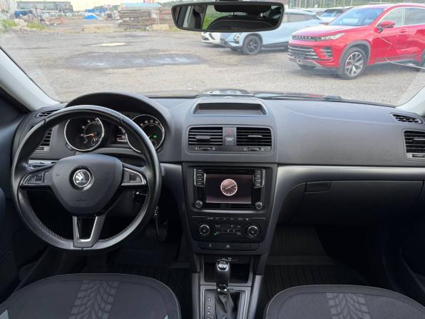 Skoda Yeti I Рестайлинг с пробегом 2017 года, цена 1 585 000 рублей, 100067 км, внедорожник, Автокод Объявления
