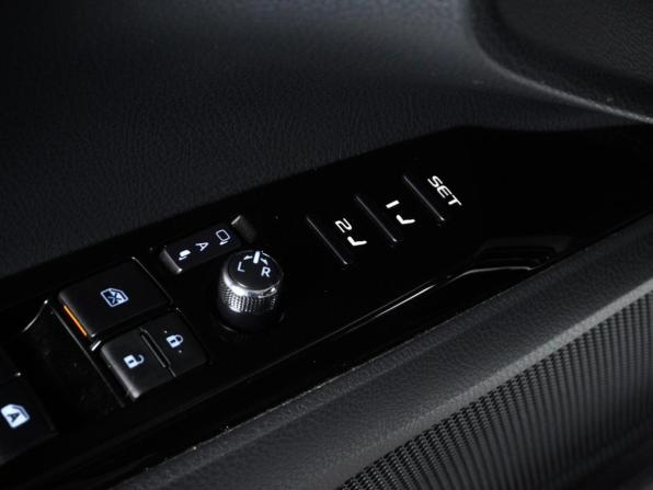 Toyota Camry VIII (XV70) с пробегом 2020 года, цена 2 790 000 рублей, 99111 км, седан, Автокод Объявления