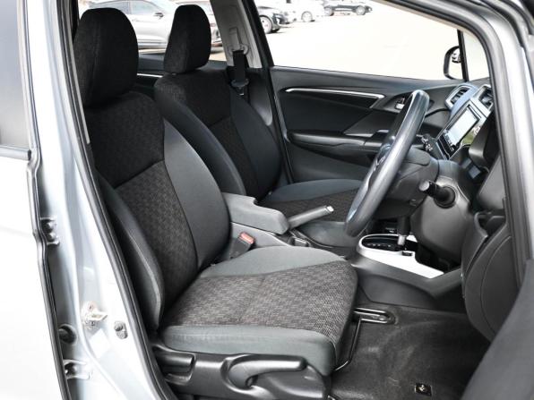 Honda Fit III с пробегом 2016 года, цена 1 272 000 рублей, 94299 км, хэтчбек, Автокод Объявления
