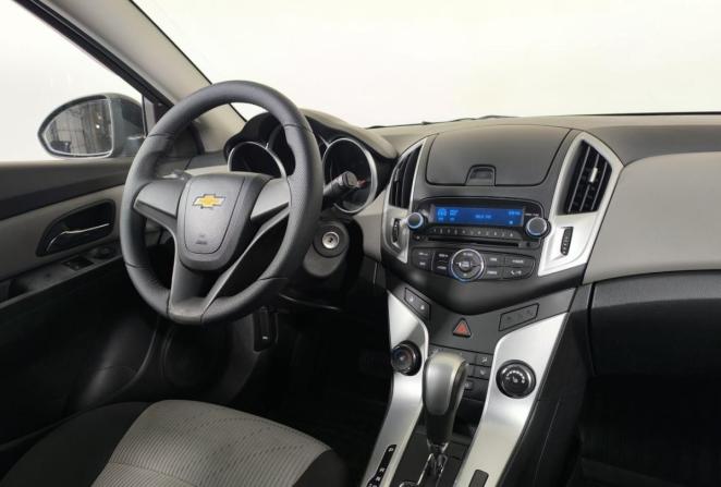 Chevrolet Cruze I Рестайлинг с пробегом 2014 года, цена 865 000 рублей, 83994 км, хэтчбек, Автокод Объявления