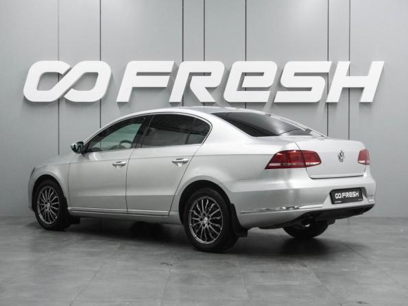 Volkswagen Passat B7 с пробегом 2011 года, цена 1 391 000 рублей, 213581 км, седан, Автокод Объявления