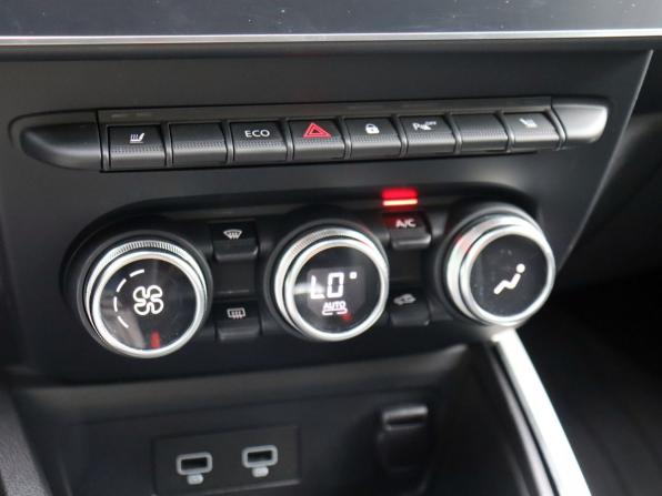 Renault Arkana I с пробегом 2022 года, цена 2 000 000 рублей, 5057 км, внедорожник, Автокод Объявления