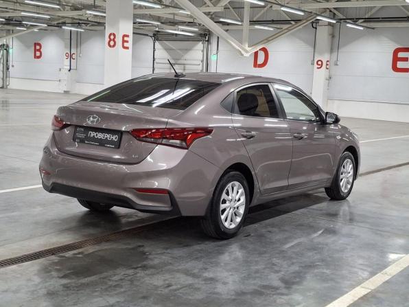 Hyundai Solaris II с пробегом 2018 года, цена 1 549 000 рублей, 51089 км, седан, Автокод Объявления