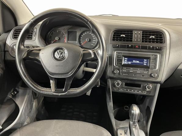 Volkswagen Polo V Рестайлинг с пробегом 2016 года, цена 1 099 000 рублей, 145766 км, седан, Автокод Объявления