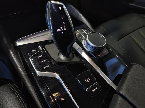 BMW 5 серии VII (G30/G31/G38) Рестайлинг с пробегом 2021 года, цена 3 900 000 рублей, 148938 км, седан, Автокод Объявления