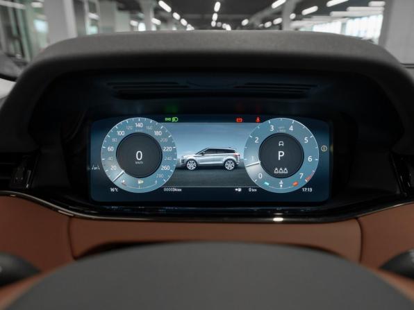 Land Rover Range Rover Evoque II Рестайлинг с пробегом 2025 года, цена 5 580 000 рублей, 50 км, внедорожник, Автокод Объявления