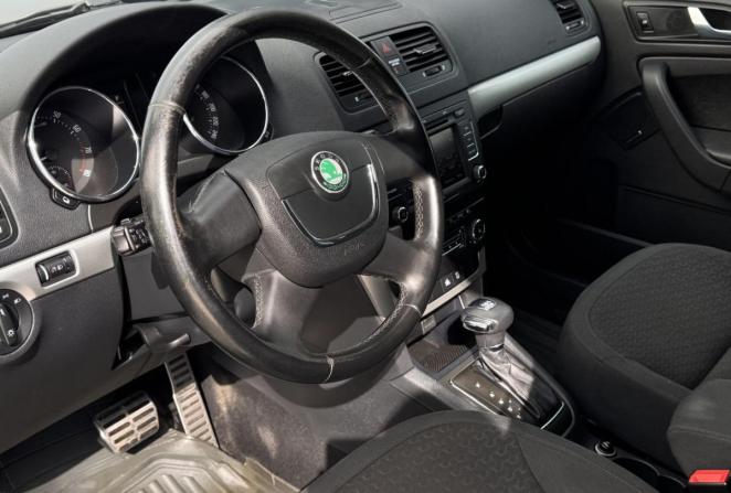 Skoda Yeti I с пробегом 2011 года, цена 990 000 рублей, 127437 км, внедорожник, Автокод Объявления