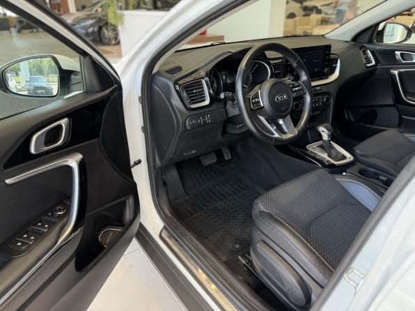 Kia XCeed I с пробегом 2021 года, цена 1 850 000 рублей, 115500 км, хэтчбек, Автокод Объявления