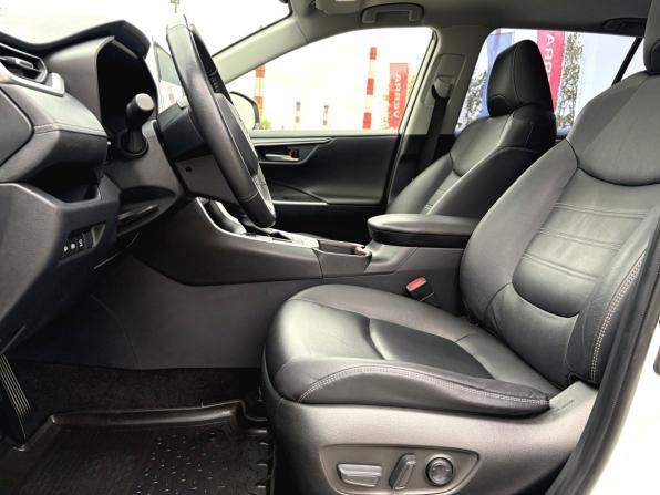 Toyota RAV4 V (XA50) с пробегом 2021 года, цена 3 600 000 рублей, 77316 км, внедорожник, Автокод Объявления