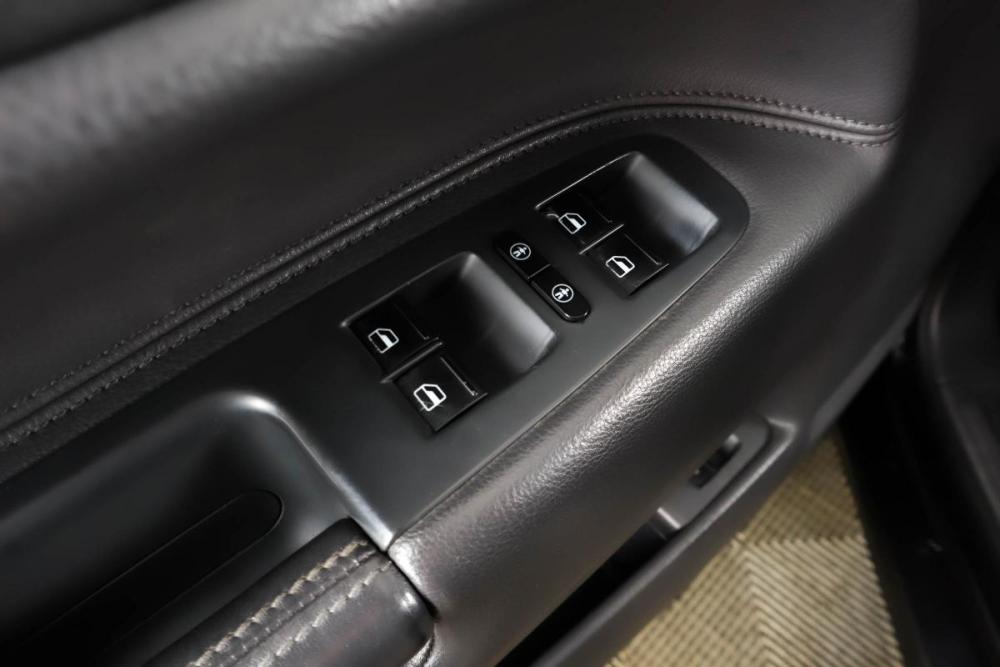 Volkswagen Touareg I Рестайлинг Пермь  - изображение 24